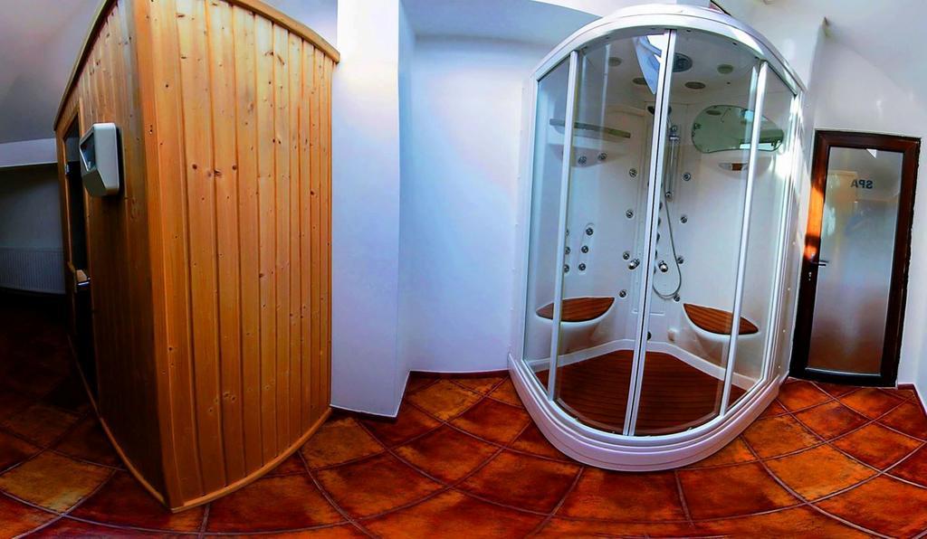 Casa Cartianu Hotel ทาร์กู จิอู ภายนอก รูปภาพ