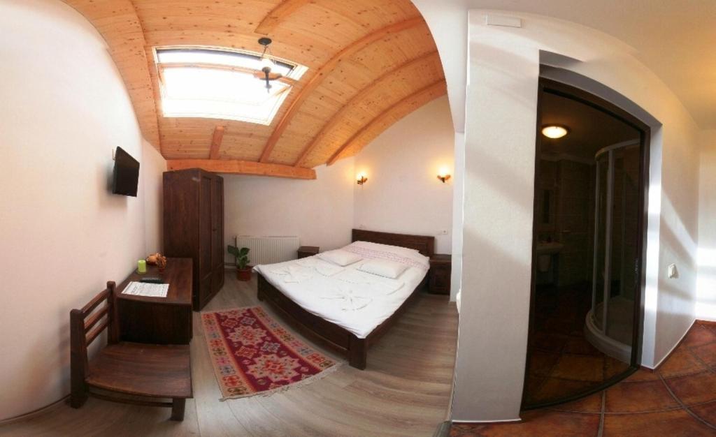 Casa Cartianu Hotel ทาร์กู จิอู ห้อง รูปภาพ